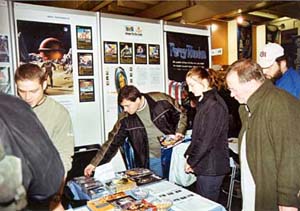 Der Sturm auf die Messest�nde beginnt